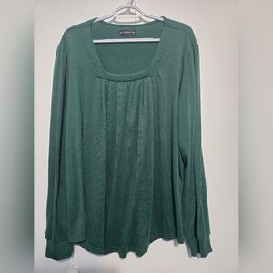 Funlingo Long Sleeve Green Top
